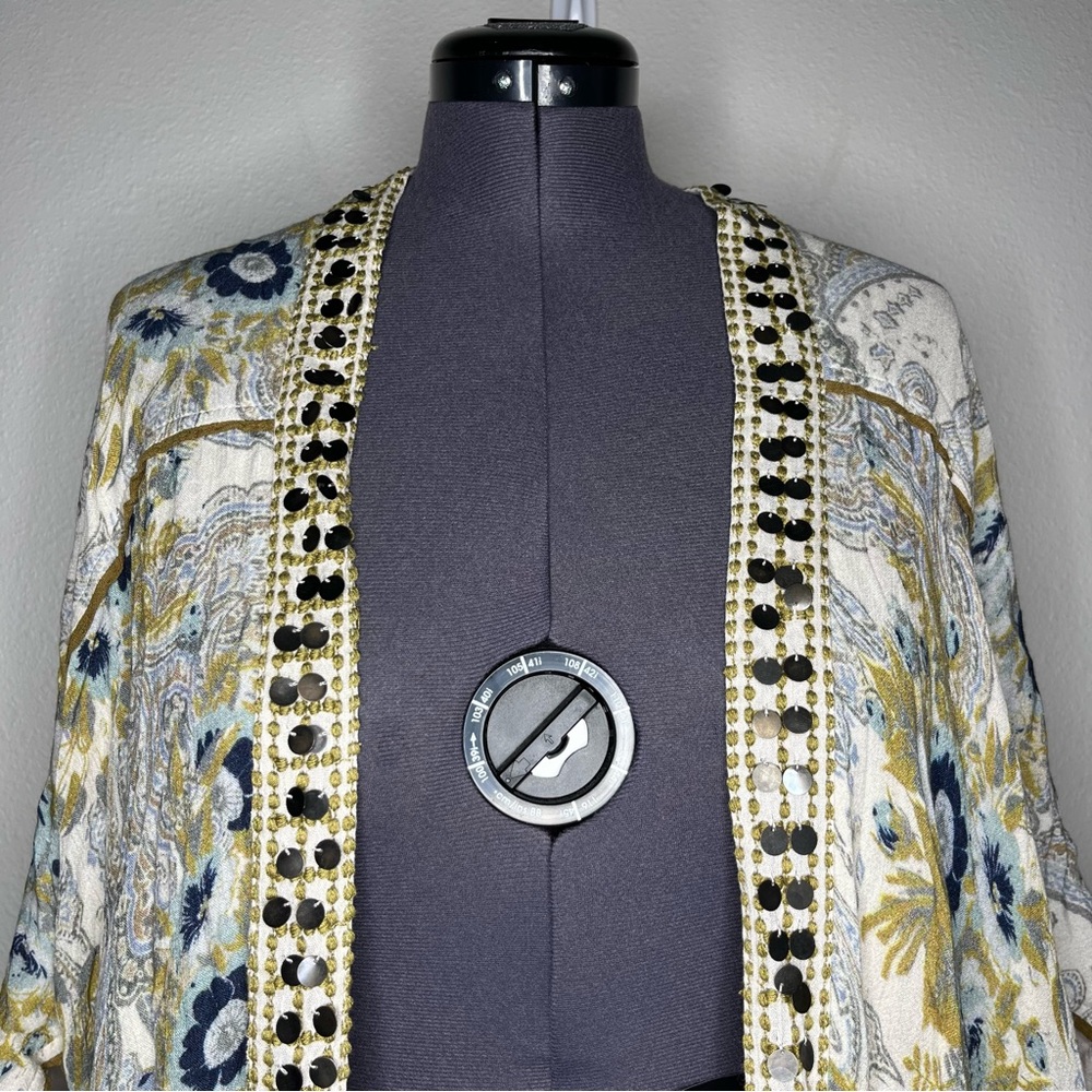 Free People Neutral Floral Jaipur Cardigan Kimono Topper OSFM Hippie Boho - Picture 5 of 9